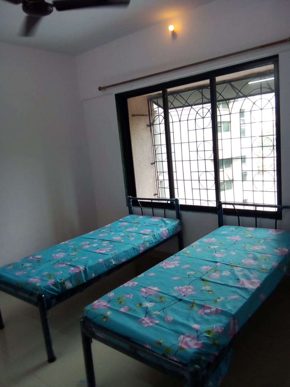Double Sharing PG in Castle Mill for Office Professionals